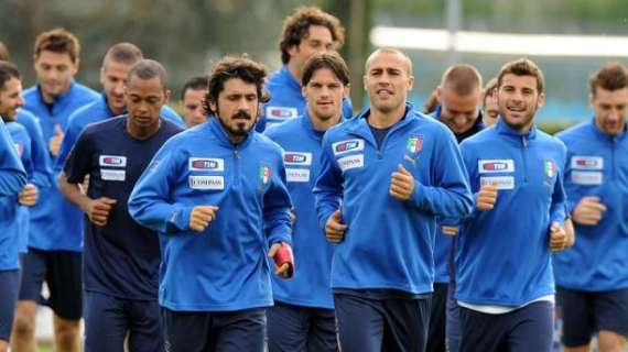 Instagram, Gattuso e Cannavaro si divertono con il pallone prima di ricevere la TIM Cup