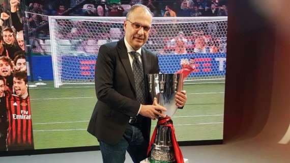 La tv di cittadinanza. Milan, non è tutto da rifare. Suso-Castillejo: scopri le differenze