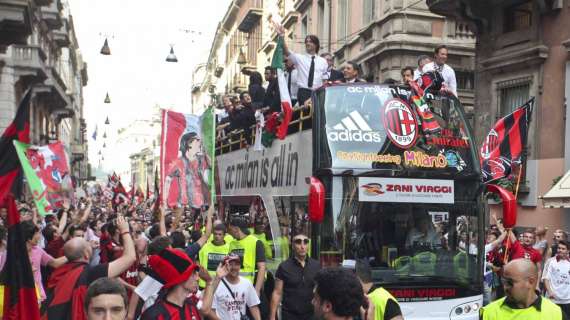 Milan MegaStore preso d'assalto dai tifosi