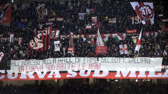 FOTO - Galliani nella Hall of Fame del calcio italiano: l'omaggio della Sud