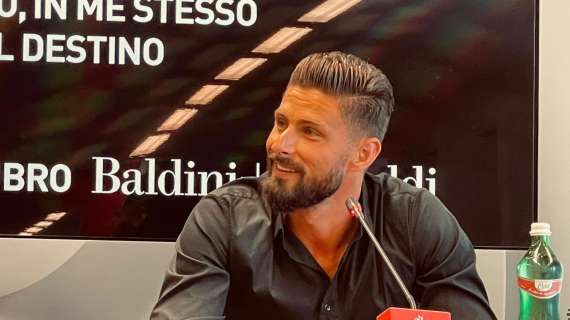 Giroud e il retroscena sulla chiamata del Milan: "Ero a Nizza, parlare con Maldini era una cosa speciale"
