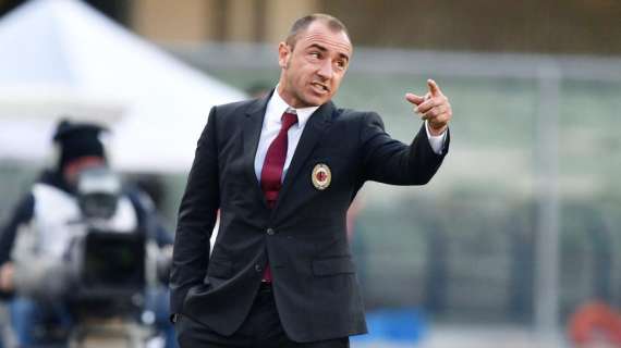 MN - Brocchi al "Vismara" per Milan-Pro Vercelli Primavera e per la prima partita del figlio Filippo