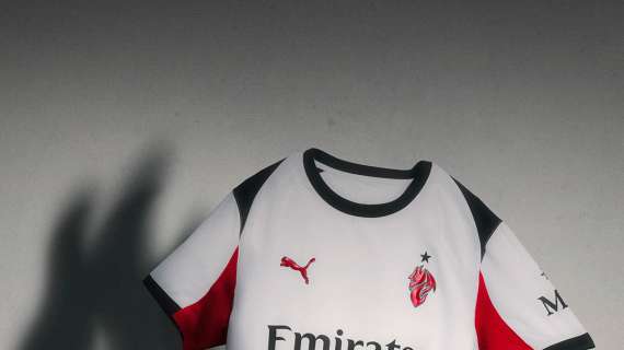 Seconda maglia disponibile sia in versione Authentic che Replica: le info