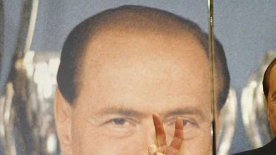 Berlusconi annuncia: "Torno a fare il presidente del Milan"