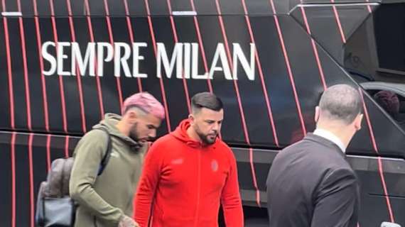 VIDEO MN - L'arrivo del Milan al Melià: questa sera la semifinale di Champions con l'Inter