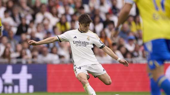 Real Madrid, Ancelotti esalta Guler: "Ha un dono, la palla è innamorata di lui"