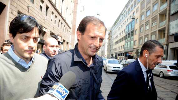 Allegri-Berlusconi, dall'entourage del tecnico messaggi chiari: vuole il Milan
