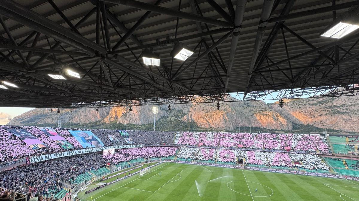 I tifosi del Palermo hanno omaggiato la piccola Alessia La Rosa con una splendida coreografia