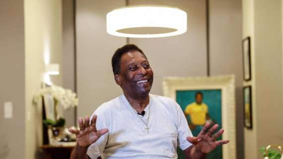 Pelé: "Mi sto riprendendo molto bene. Continuo a sorridere"