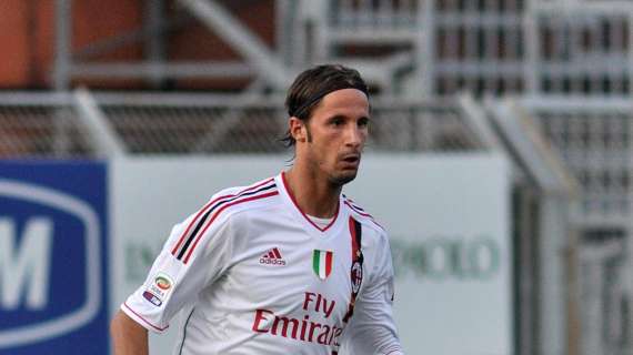 Antonini: "Pensiamo sia al Barcellona che al campionato"