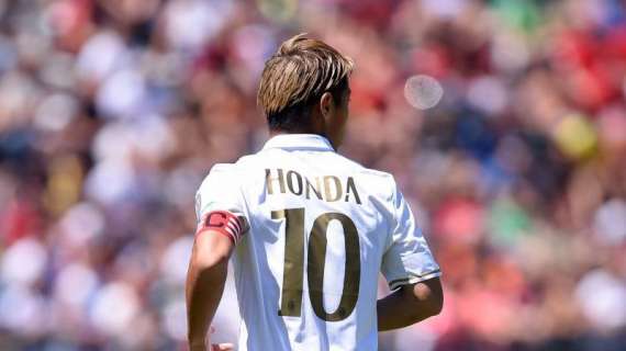 Cagliari-Milan: Honda è tornato titolare dopo 215 giorni