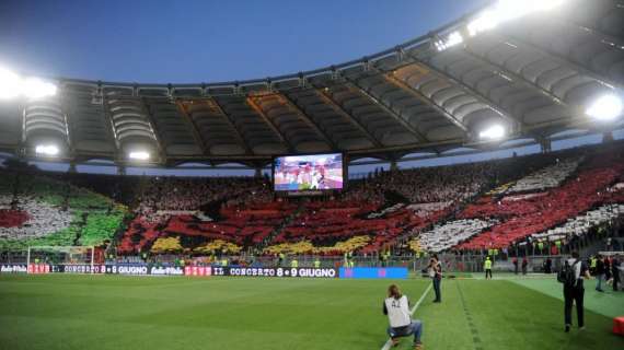 MN - 65mila spettatori attesi all'Olimpico: 32mila biglietti a testa per tifosi Milan e Juventus