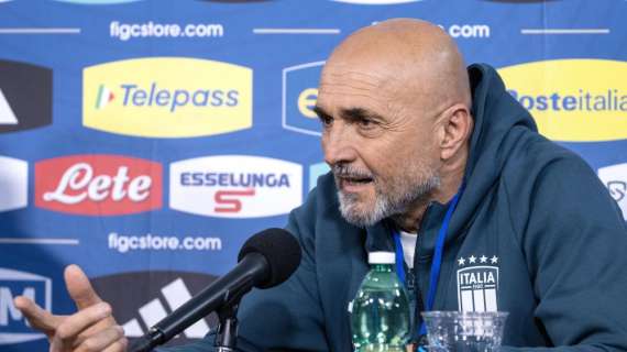 Autografi, selfie e ping pong: bagno di folla per la Nazionale negli Usa