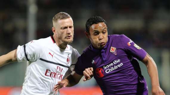 Milan-Frosinone (2-0), Abate mostra la maglia "Con il Milan nel cuore"