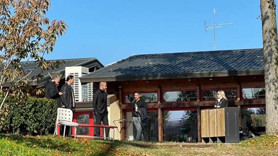 VIDEO MN - Milanello, presenti Ibra e Moncada per la rifinitura prima del Real Madrid