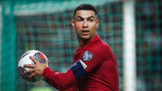 Ronaldo ai Globe Soccer Awards: “Segno più di Haaland, ma mi ritirerò presto”