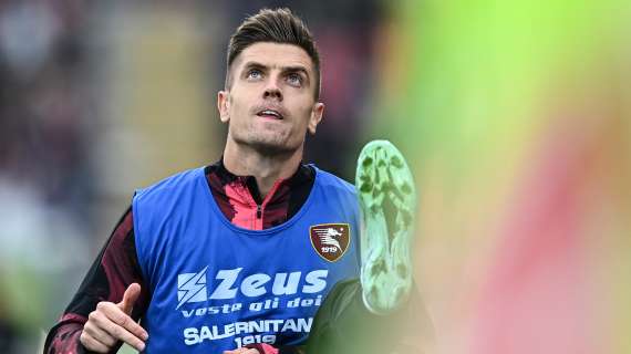 L'ex rossonero Piatek firma per i qatarioti del Al Duhail