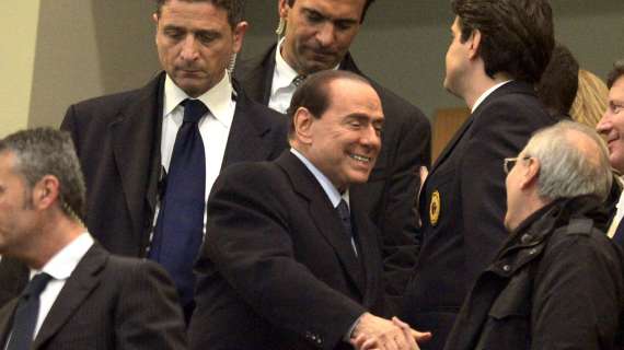 Berlusconi: "100 giovani sotto osservazione in tutto il mondo, speriamo di prenderne una quindicina"