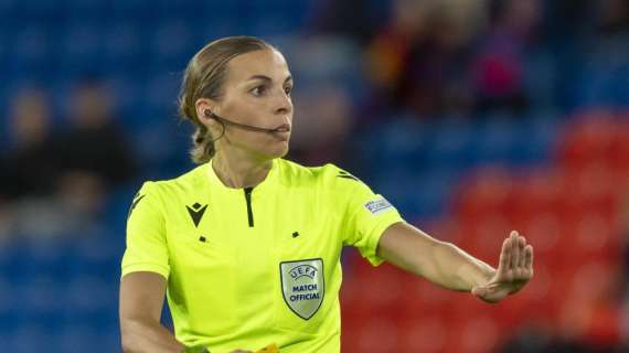 Stéphanie Frappart prima donna ad arbitrare la finale di Coppa di Francia