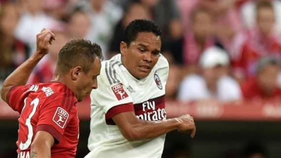 Bacca, ambientamento flash e la pretesa delle indicazioni in italiano