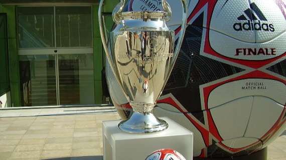 I trofei rossoneri del 2007, in esposizione a Piacenza