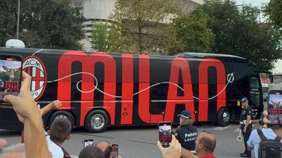 VIDEO MN - Il Milan è arrivato a San Siro, alle 20.45 il fischio d'inizio della sfida contro la Cremonese
