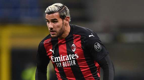 Gli auguri del Milan a Theo Hernandez: "Buon compleanno alla nostra ala volante"