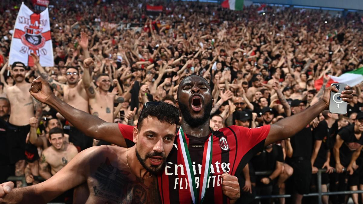 Il rapper Ernia: “Da milanista il ricordo più bello è la vittoria dello scudetto contro il Sassuolo”