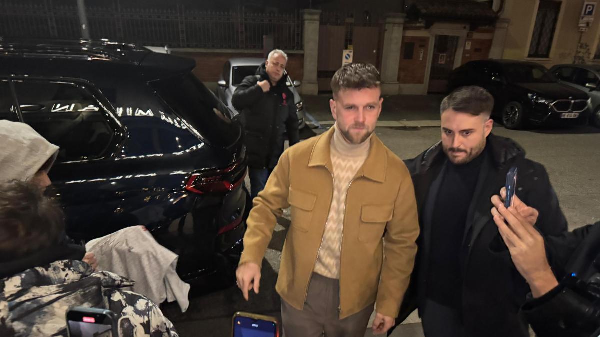 Milan, ecco l'attaccante. CorSport: "Fullkrug operativo"
