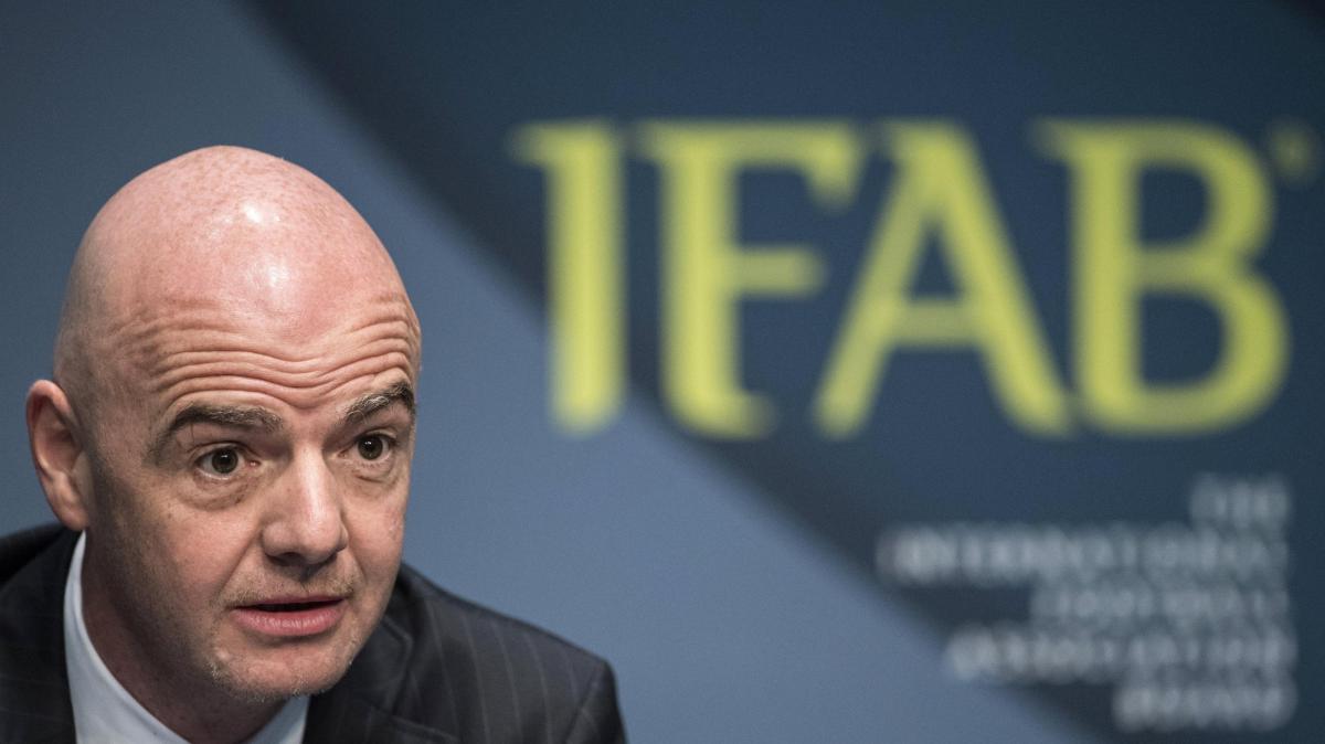 L'Ifab punta a nuove misure per ridurre le perdite di tempo. E sul secondo giallo...