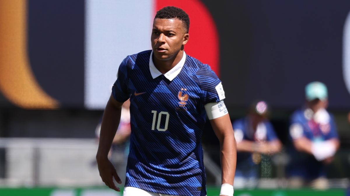 Mbappé miglior marcatore di sempre con la Francia, superato l'ex Milan Giroud