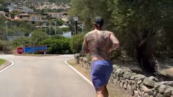 Le voci di mercato sono tante, ma Theo ha già cominciato ad allenarsi in Sardegna
