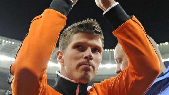 Huntelaar, due gol e vittoria sulla Finlandia