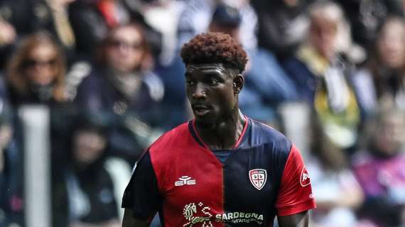 Verso Cagliari-Milan: sardi senza Mina e Adopo, squalificati