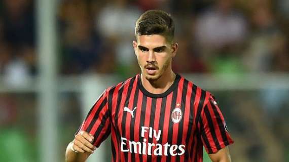 Milan, prosegue il dialogo con lo Sporting per André Silva