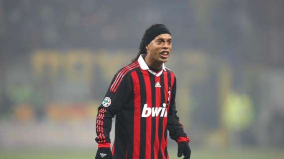 Milan, il gol del giorno: Ronaldinho colpisce la Vecchia Signora
