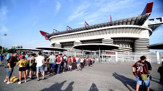 acmilan - Milan-Brescia: in 50mila per i rossoneri a San Siro