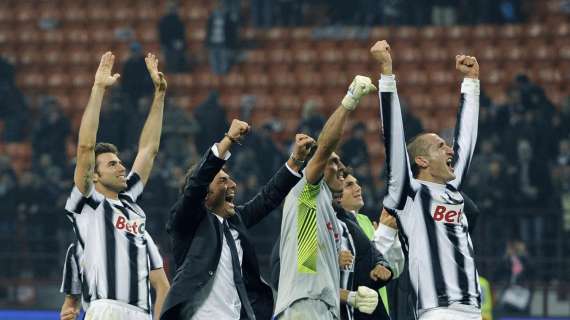 Salotto bianconero e tifo rossoblù