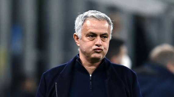 Mourinho: "Nove assenti sono tanti, domani devo distruggere metà della Primavera che gioca col Milan perché devono stare con noi"