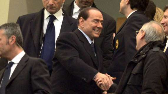 Berlusconi alla squadra: “Complimenti per la stupenda partita contro il Napoli. Domani dovete essere padroni del campo, siamo più forti della Roma”