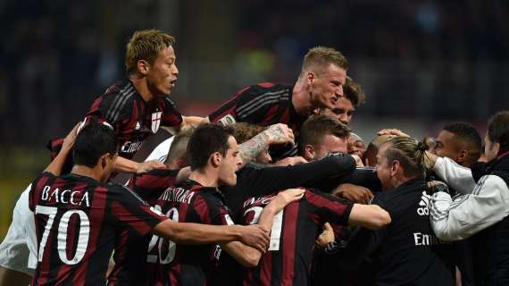 La Stampa - Al Milan vige l’anarchia più assoluta: molti giocatori non indossano neppure il materiale degli sponsor