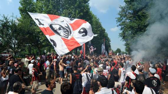 Entusiasmo Milan: molti tifosi alla presentazione di Ibra e Binho