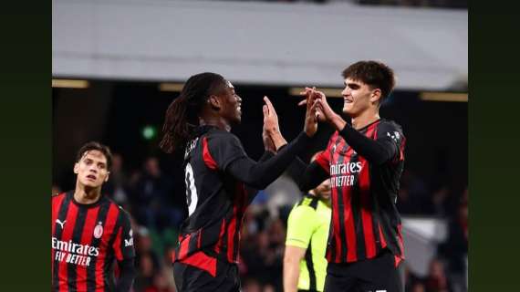 Leao carica Bartesaghi dopo l'assist: "Così ti voglio"