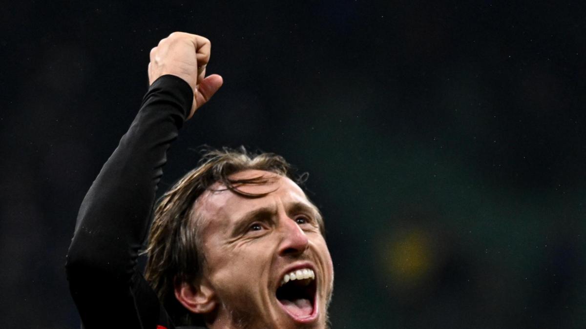 Futuro Modric, Tare: "Decideremo con grande serenità. Spero potrà giocare ancora"