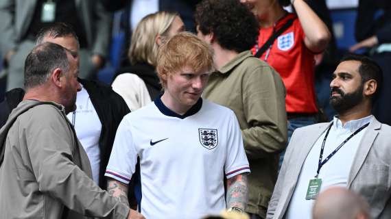 Il cantante Ed Sheeran ha aiutato l'Ipswich ad acquistare un giocatore