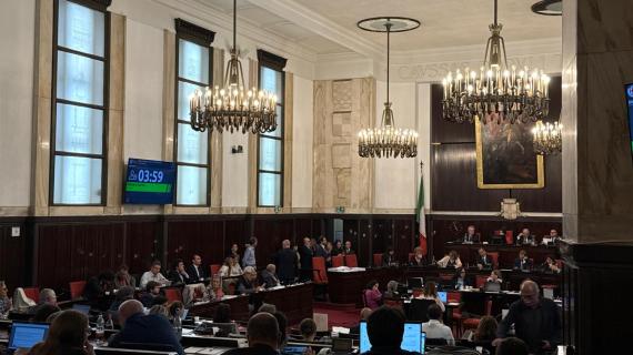 LIVE MN - Consiglio Comunale su San Siro: continuano i pareri contrari. Attacchi alle proprietà di Milan e Inter