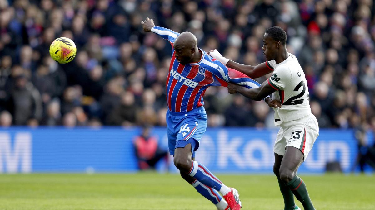 Allenatore Crystal Palace: "Per essere chiari, è possibile che Mateta rimanga, ma è anche possibile che abbia lasciato il club"