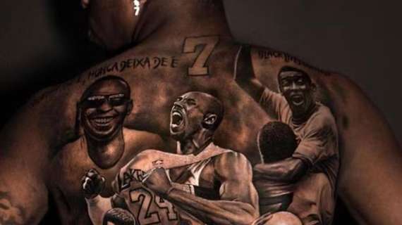 Vinicius contro il razzismo: il tatuaggio con  Alì, Pelè, Jordan e Bryant