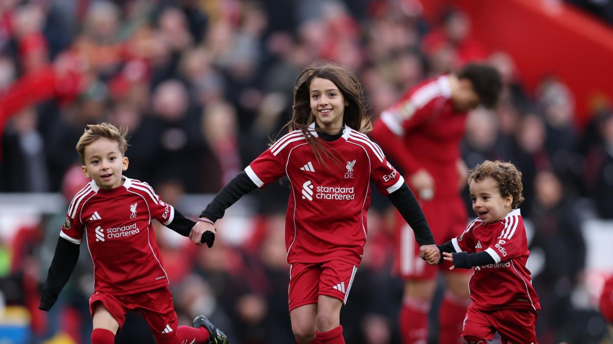 Anfield da brividi per Diogo Jota: Liverpool e Wolverhampton lo ricordano in maniera struggente