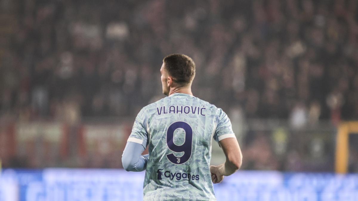 Lesione al soleo, la Juve perde Vlahovic per tre settimane